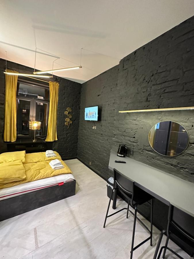 Darkhouse Versace Gold Łódź Exterior foto